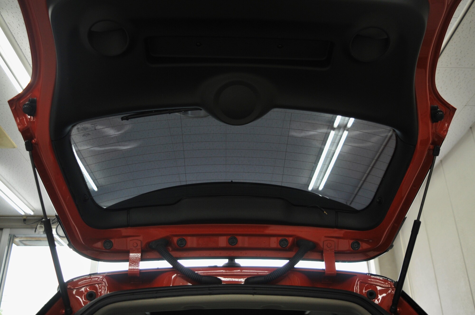 2FAMpyx3dZLEiMewBZkhTAVBjE4mRH02